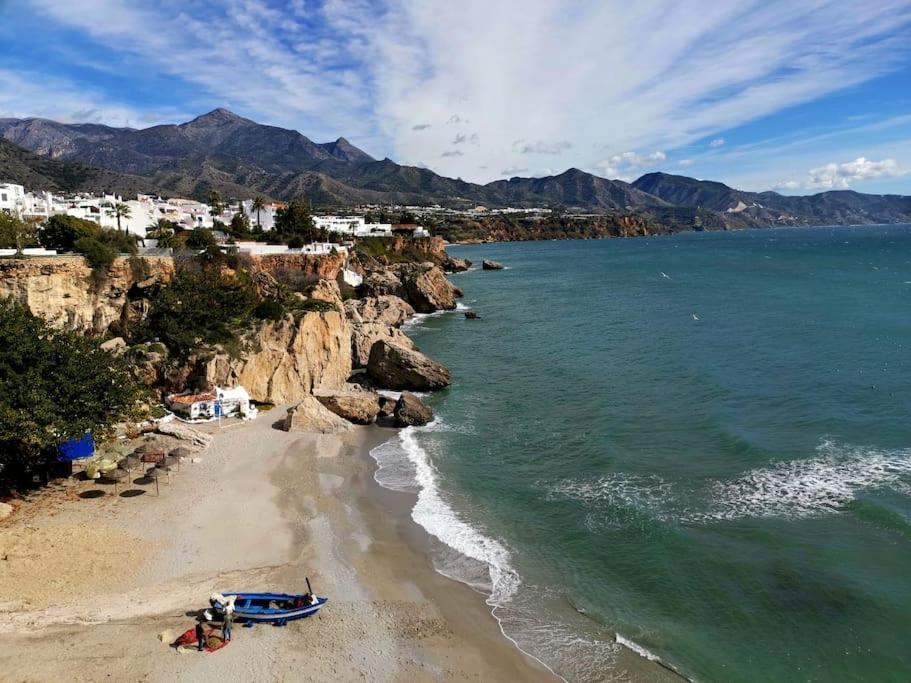 Apartament Atico Fresco Y Luminoso Con Aparcamiento Privado Nerja Zewnętrze zdjęcie